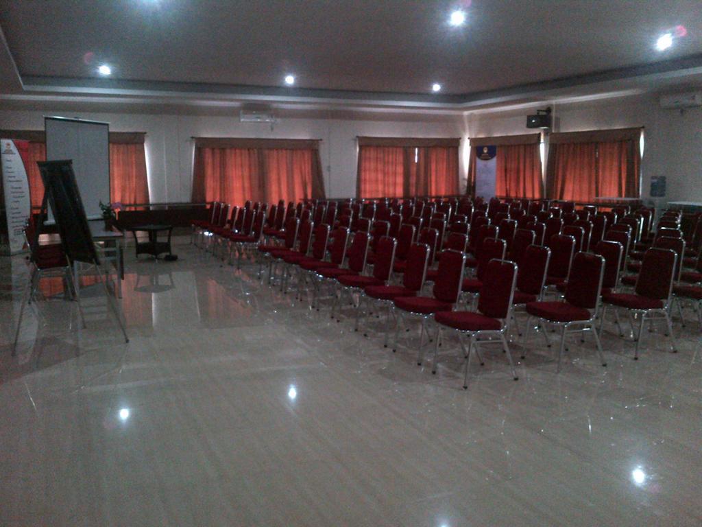 Santa Monica Hotel And Convention Ciherangsating Zewnętrze zdjęcie
